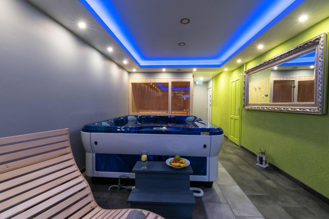 Villa Spa Magic Тухельске-Топлице Экстерьер фото