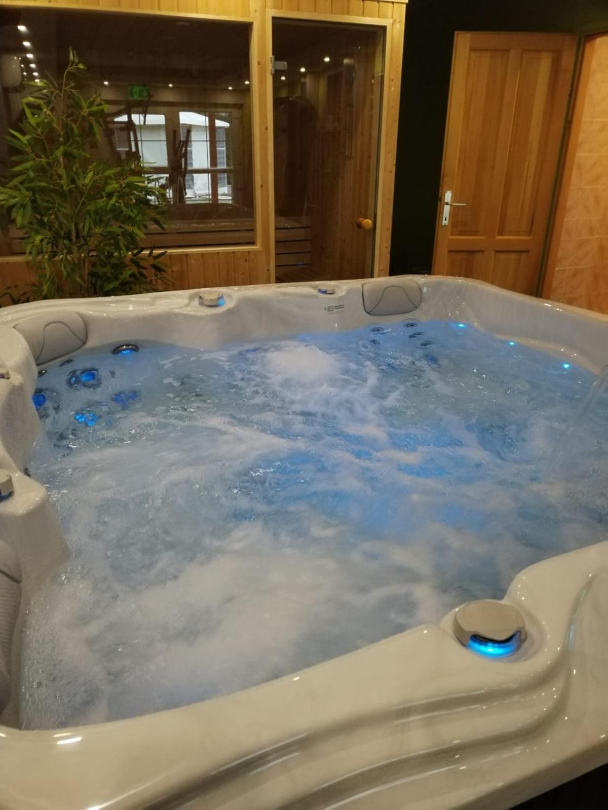 Villa Spa Magic Тухельске-Топлице Экстерьер фото